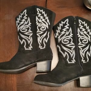 Stretchy Western Boots *Wide*